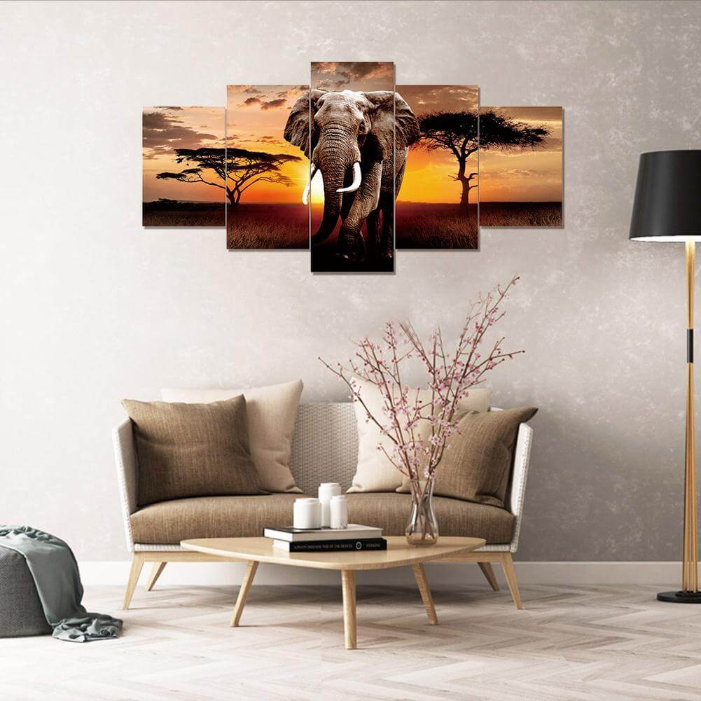 Olifant in de savanne | 5 luiken