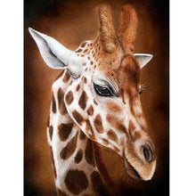 Foto laden in Gallery viewer, Schattige giraffe