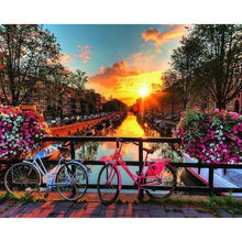 Foto laden in Gallery viewer, Bruggetje over gracht Diamond painting | Eigen foto | Dieren | Kopen | Dikke dames | Action | Nederland | Steentjes | Diamant | De Diamond Painter