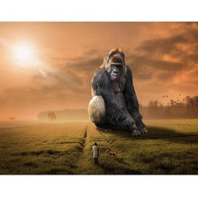 Foto laden in Gallery viewer, Gorilla Diamond painting | Eigen foto | Dieren | Kopen | Dikke dames | Action | Nederland | Steentjes | Diamant | De Diamond Painter