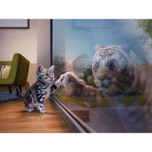 Foto laden in Gallery viewer, Kitten raam weerspiegeling Diamond painting | Eigen foto | Dieren | Kopen | Dikke dames | Action | Nederland | Steentjes | Diamant | De Diamond Painter