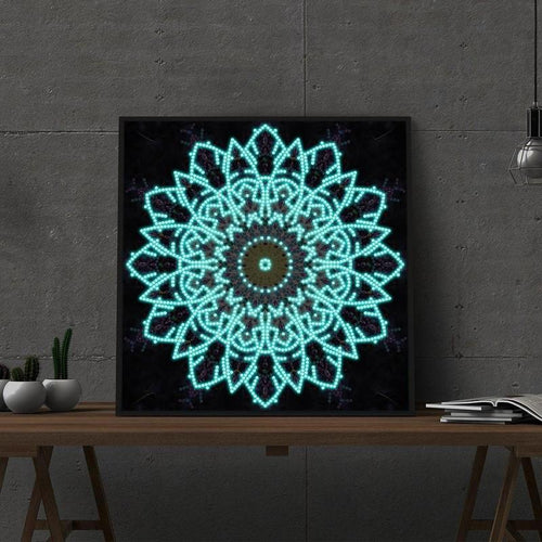 Mandala 7 | Glow in the dark 30x30cm Diamond painting | Eigen foto | Dieren | Kopen | Dikke dames | Action | Nederland | Steentjes | Diamant | De Diamond Painter