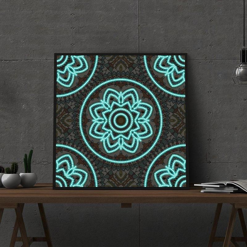 Mandala 8 | Glow in the dark 30x30cm Diamond painting | Eigen foto | Dieren | Kopen | Dikke dames | Action | Nederland | Steentjes | Diamant | De Diamond Painter