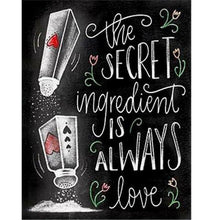 Foto laden in Gallery viewer, The secret ingredient is always love Diamond painting | Eigen foto | Dieren | Kopen | Dikke dames | Action | Nederland | Steentjes | Diamant | De Diamond Painter