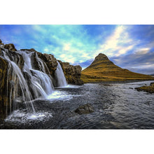Foto laden in Gallery viewer, Waterval landschap Diamond painting | Eigen foto | Dieren | Kopen | Dikke dames | Action | Nederland | Steentjes | Diamant | De Diamond Painter