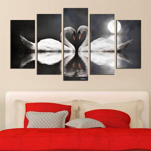 Zwanen bij maanlicht | 5 luiken Diamond painting | Eigen foto | Dieren | Kopen | Dikke dames | Action | Nederland | Steentjes | Diamant | De Diamond Painter